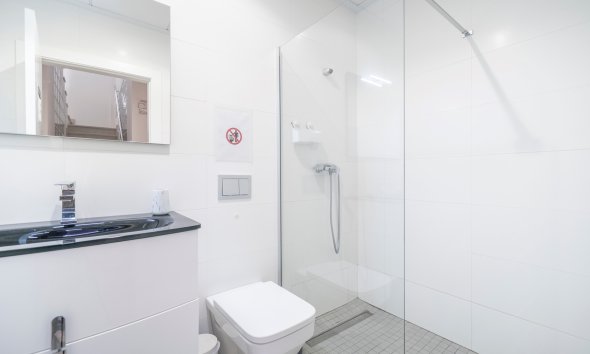 Reventa - Villa - ﻿Torrevieja (Alicante) - Torrevieja