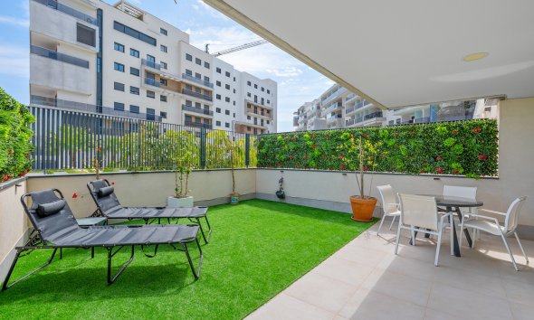 Resale - Apartment - Orihuela Costa - Dehesa de Campoamor