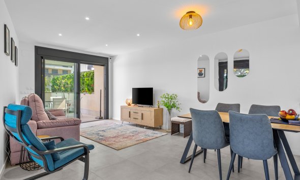 Resale - Apartment - Orihuela Costa - Dehesa de Campoamor