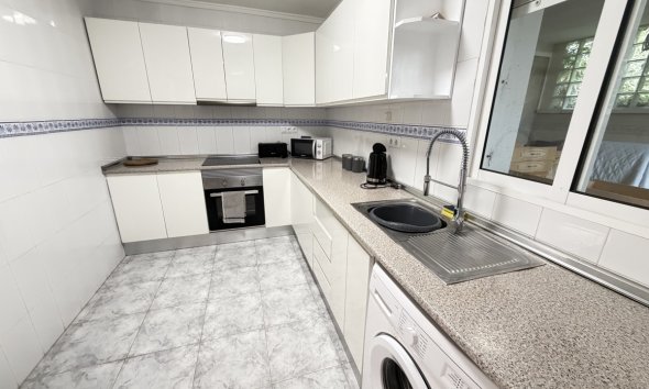 Resale - Villa - Orihuela Costa - Villamartin