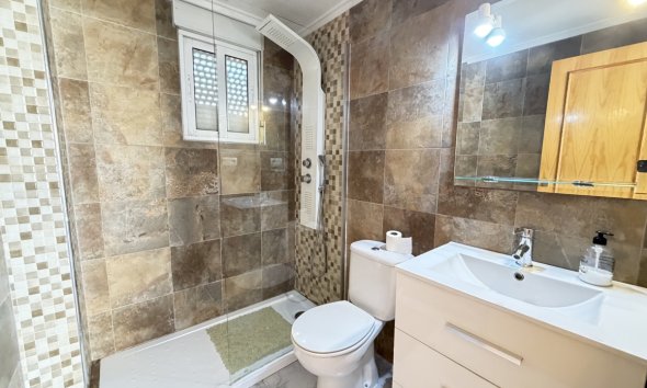 Resale - Villa - Orihuela Costa - Villamartin