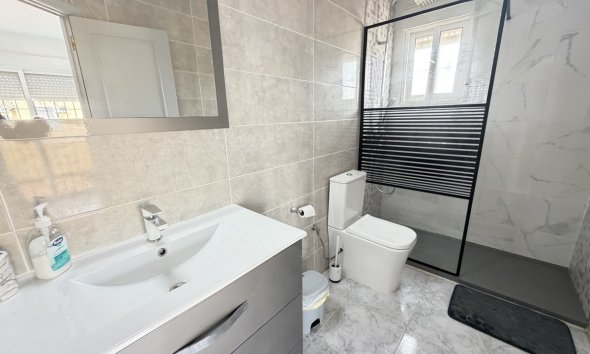 Resale - Villa - Orihuela Costa - Villamartin