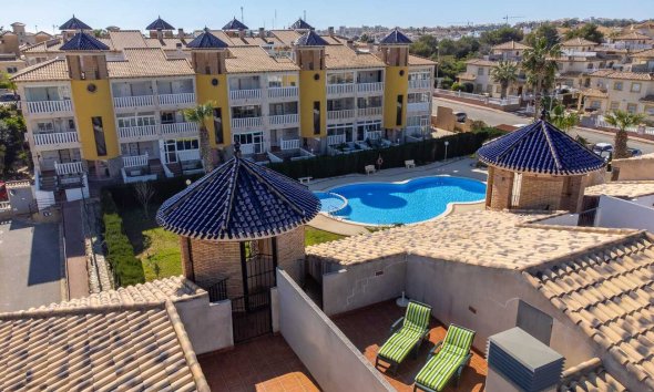 Resale - Apartment - Orihuela Costa - Pinada Golf 1