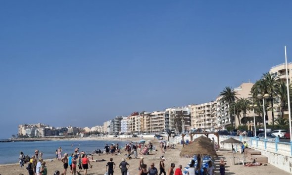 Reventa - Apartamento - Torrevieja - Playa de los locos