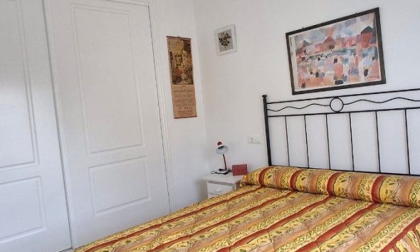 Resale - Apartment - Torrevieja - Playa de la mata