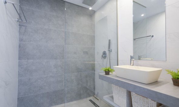 Resale - Apartment - Guardamar del Segura - El Raso