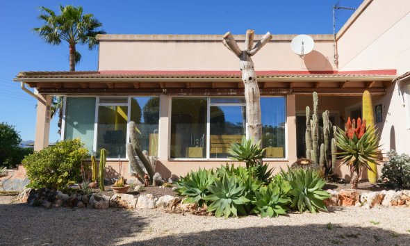 Resale - Villa - Alicante - Jacarilla