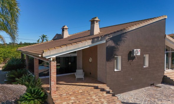 Resale - Villa - Alicante - Jacarilla