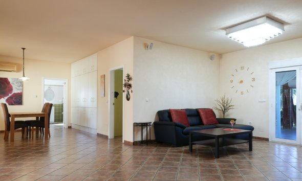 Resale - Villa - Alicante - Jacarilla