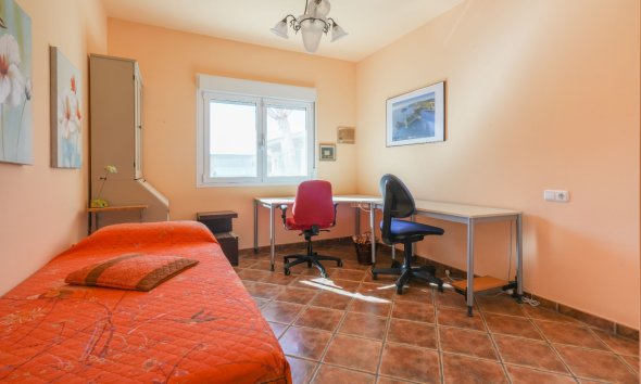 Resale - Villa - Alicante - Jacarilla