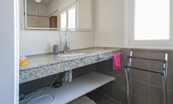 Resale - Villa - Alicante - Jacarilla