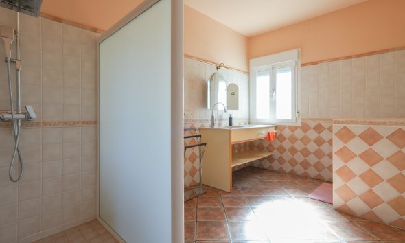 Resale - Villa - Alicante - Jacarilla