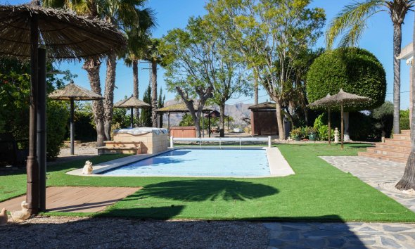 Resale - Villa - Alicante - Jacarilla