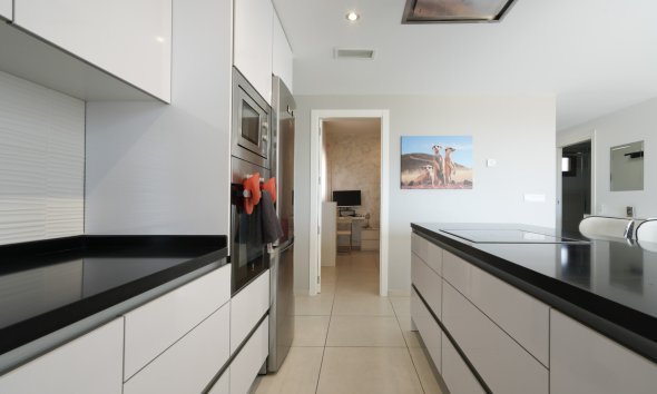 Resale - Apartment - Orihuela Costa - Villamartín