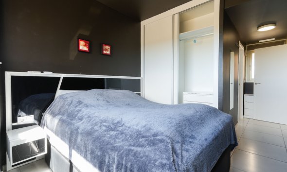 Resale - Apartment - Orihuela Costa - Villamartín