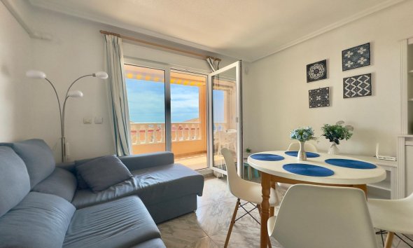 Resale - Apartment - Torrevieja - Cabo cervera