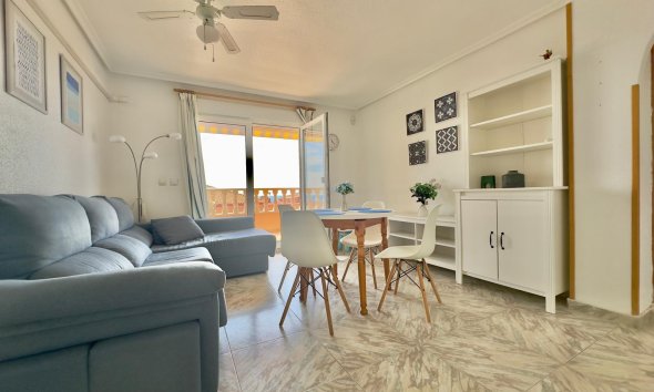 Resale - Apartment - Torrevieja - Cabo cervera
