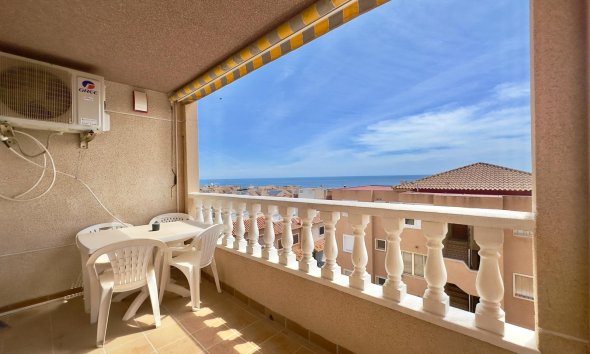 Resale - Apartment - Torrevieja - Cabo cervera