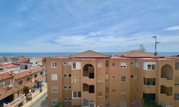 Resale - Apartment - Torrevieja - Cabo cervera