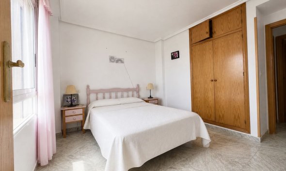 Resale - Apartment - Torrevieja - Cabo cervera