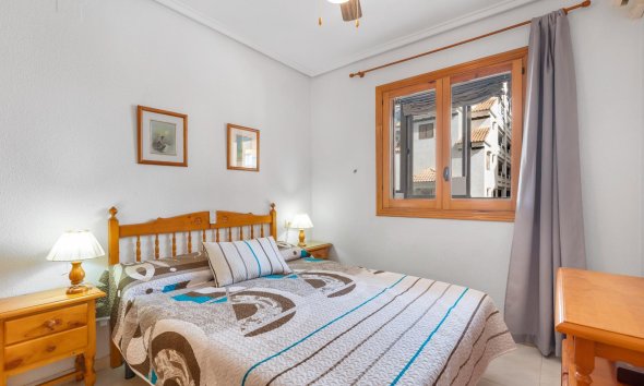 Resale - Apartment - Torrevieja - La Mata