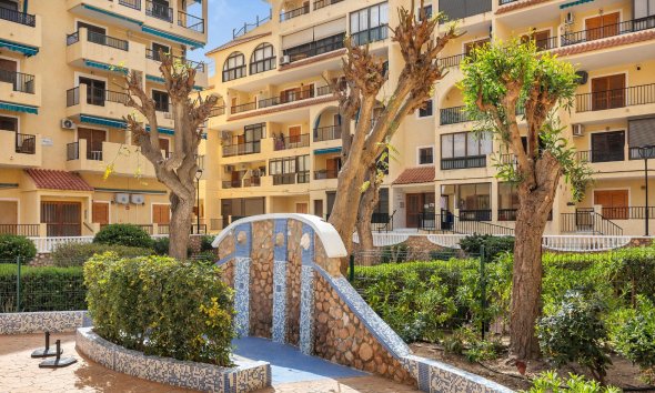 Resale - Apartment - Torrevieja - La Mata
