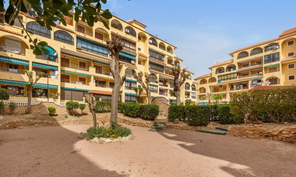 Resale - Apartment - Torrevieja - La Mata
