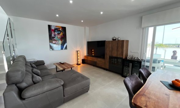 Resale - Terraced house / Townhouse - Orihuela - Desamparados-Hurchillo-Torremendo