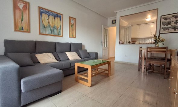 Resale - Apartment - Torrevieja - Playa de la mata
