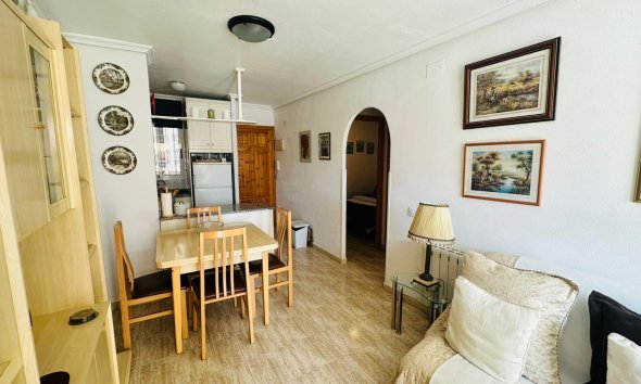 Reventa - Apartamento - Torrevieja - Urbanización San Luis