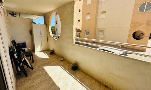 Reventa - Apartamento - Torrevieja - Urbanización San Luis