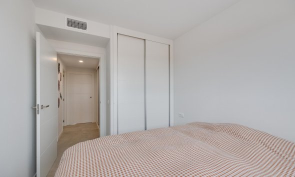 Resale - Apartment - Orihuela Costa - Campoamor