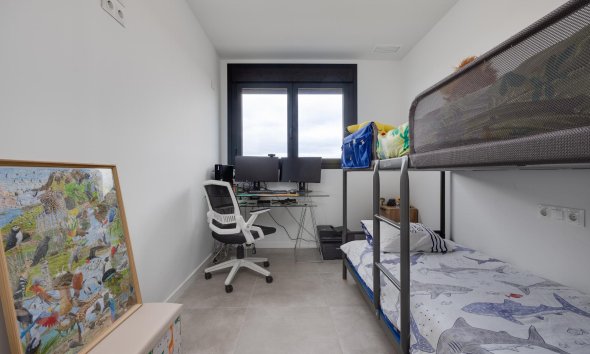 Resale - Apartment - Orihuela Costa - Campoamor