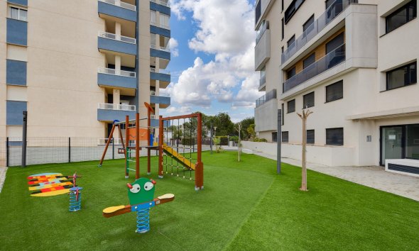 Resale - Apartment - Orihuela Costa - Campoamor
