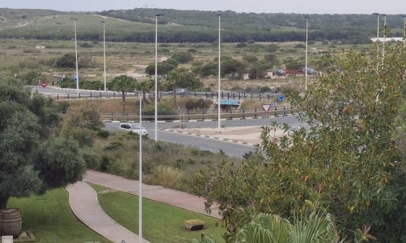 Resale - Apartment - Torrevieja - La Mata