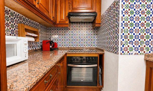 Resale - Apartment - Torrevieja - Los Frutales