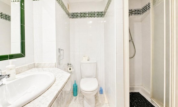 Resale - Apartment - Torrevieja - Los Frutales