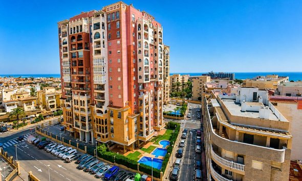 Resale - Apartment - Torrevieja - Los Frutales