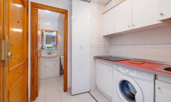 Resale - Apartment - Torrevieja - Habaneras