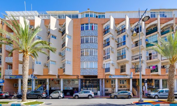 Resale - Apartment - Torrevieja - Habaneras