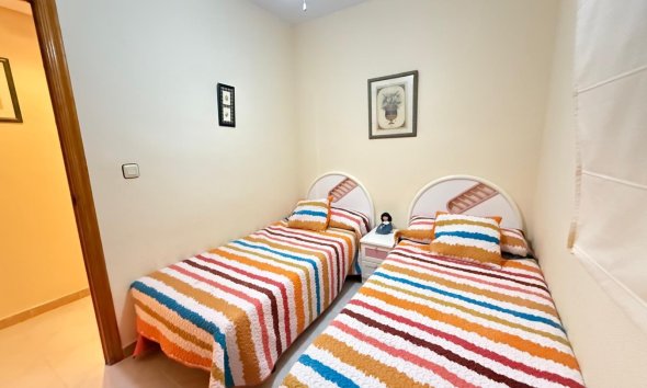 Resale - Apartment - Torrevieja - Playa del cura