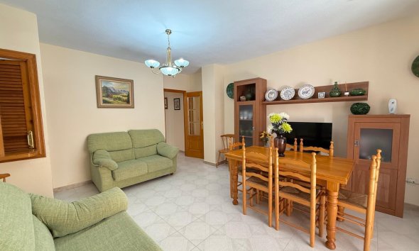 Resale - Apartment - Torrevieja - Playa del cura