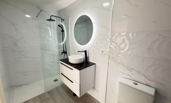 Reventa - Apartamento - Torrevieja - Playa de los Naufragos