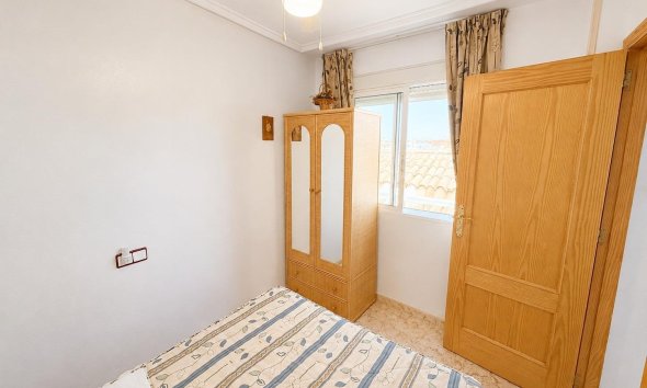 Resale - Apartment - Torrevieja - Estacion de autobuses