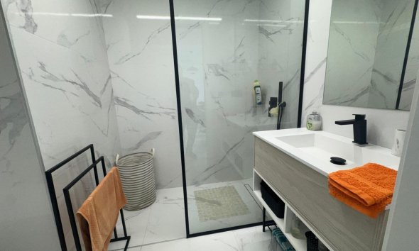 Resale - Bungalow - Guardamar del Segura - El Raso