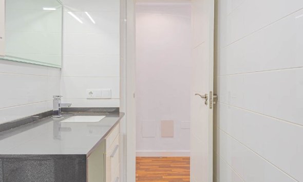 Resale - Apartment - ﻿Torrevieja (Alicante) - Torrevieja