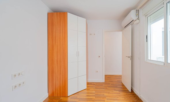 Resale - Apartment - ﻿Torrevieja (Alicante) - Torrevieja