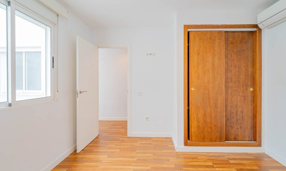 Resale - Apartment - ﻿Torrevieja (Alicante) - Torrevieja