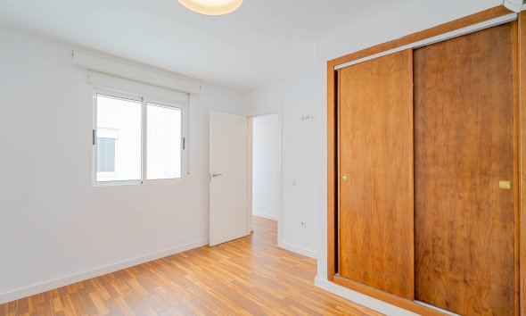 Resale - Apartment - ﻿Torrevieja (Alicante) - Torrevieja