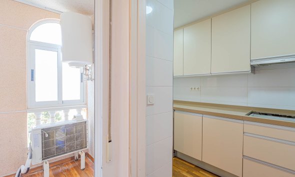 Resale - Apartment - ﻿Torrevieja (Alicante) - Torrevieja